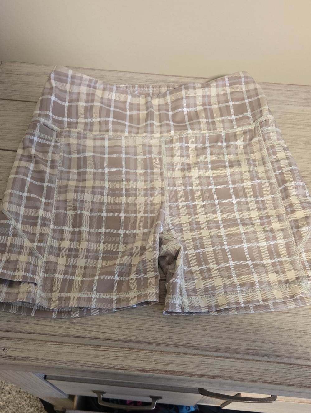 Senita Athletics Plaid High-Rise Bike Shorts - Beige & White